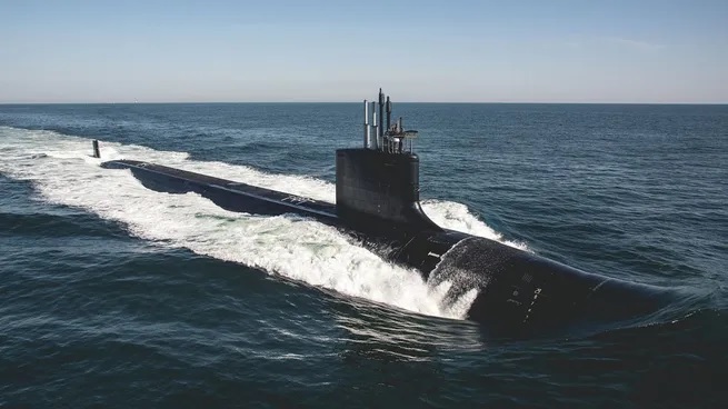 Escalada bélica: Trump despliega submarinos nucleares y Putin traslada misiles hipersónicos a Bielorrusia