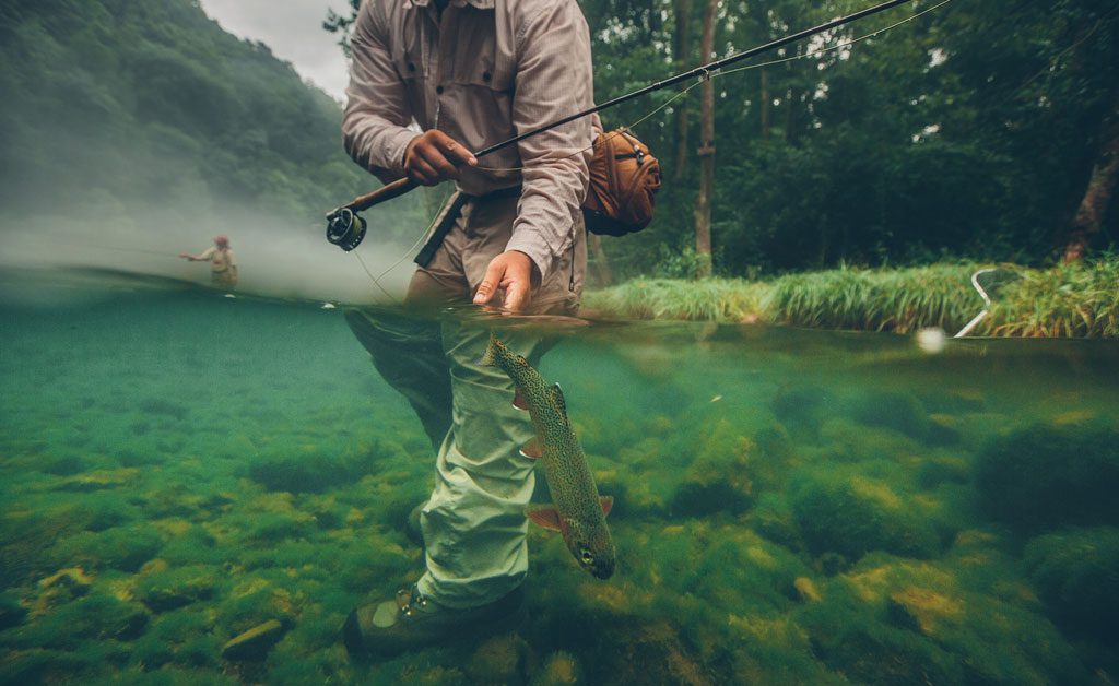 Chubut extiende la temporada de pesca deportiva en octubre con devolución obligatoria